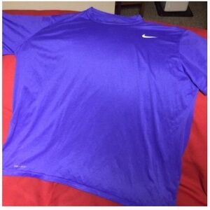 NIKE dri fit tshirt
